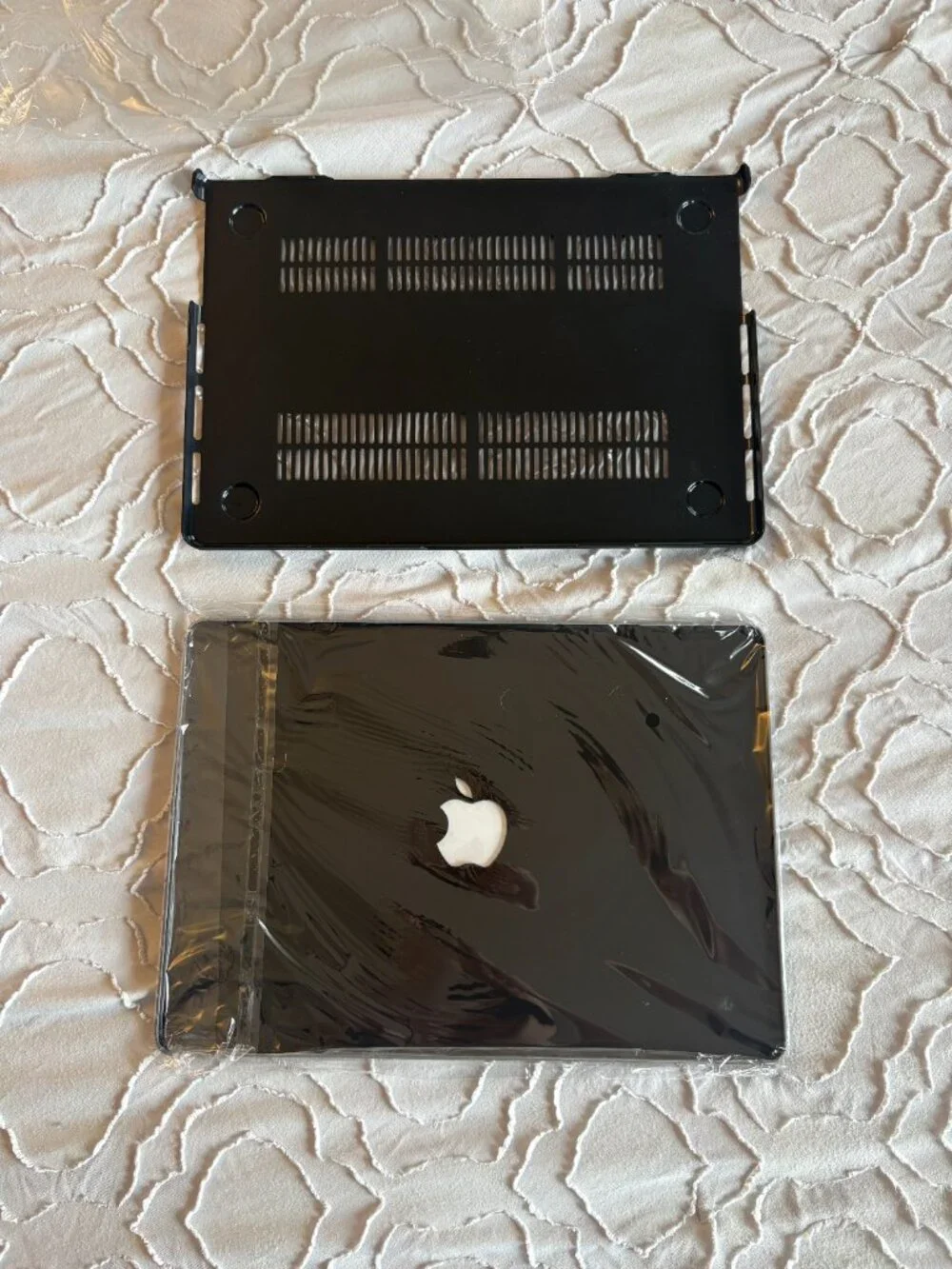 NWT/NIB Etsy Gray Weave Pattern MacBook Case - 15